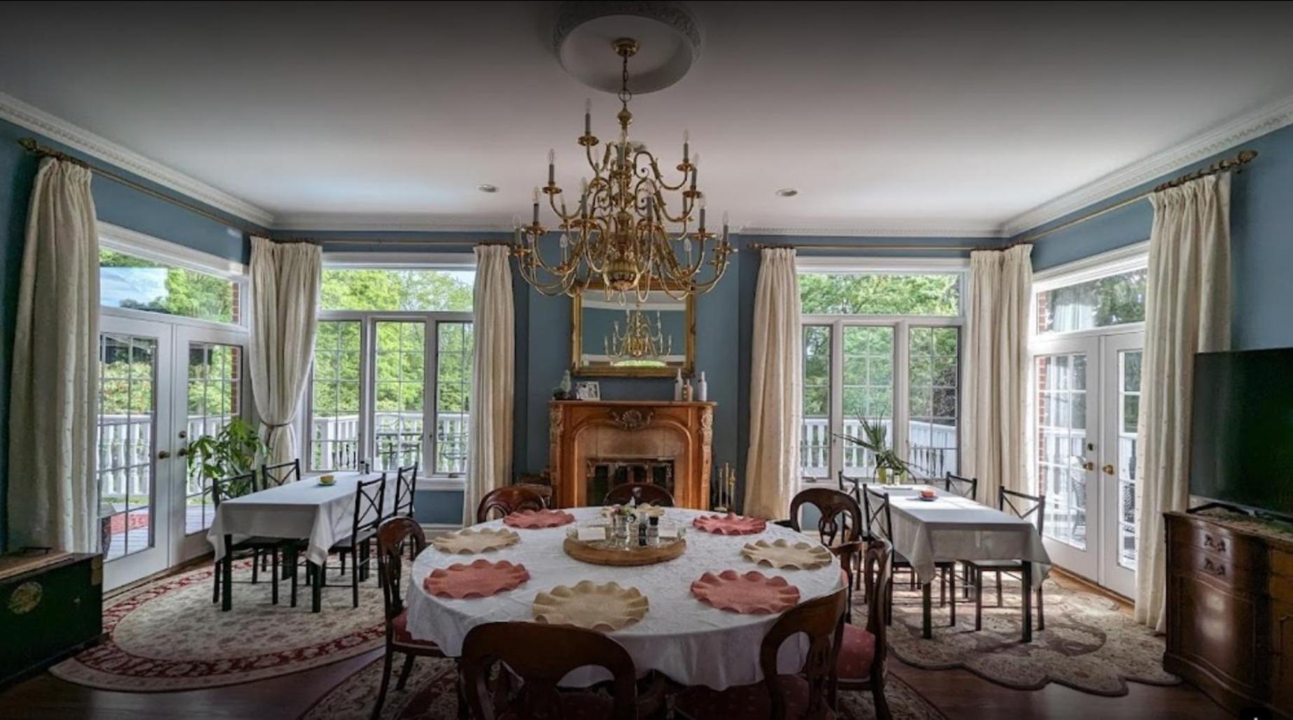 Caledon Manor And Country Inn Buitenkant foto